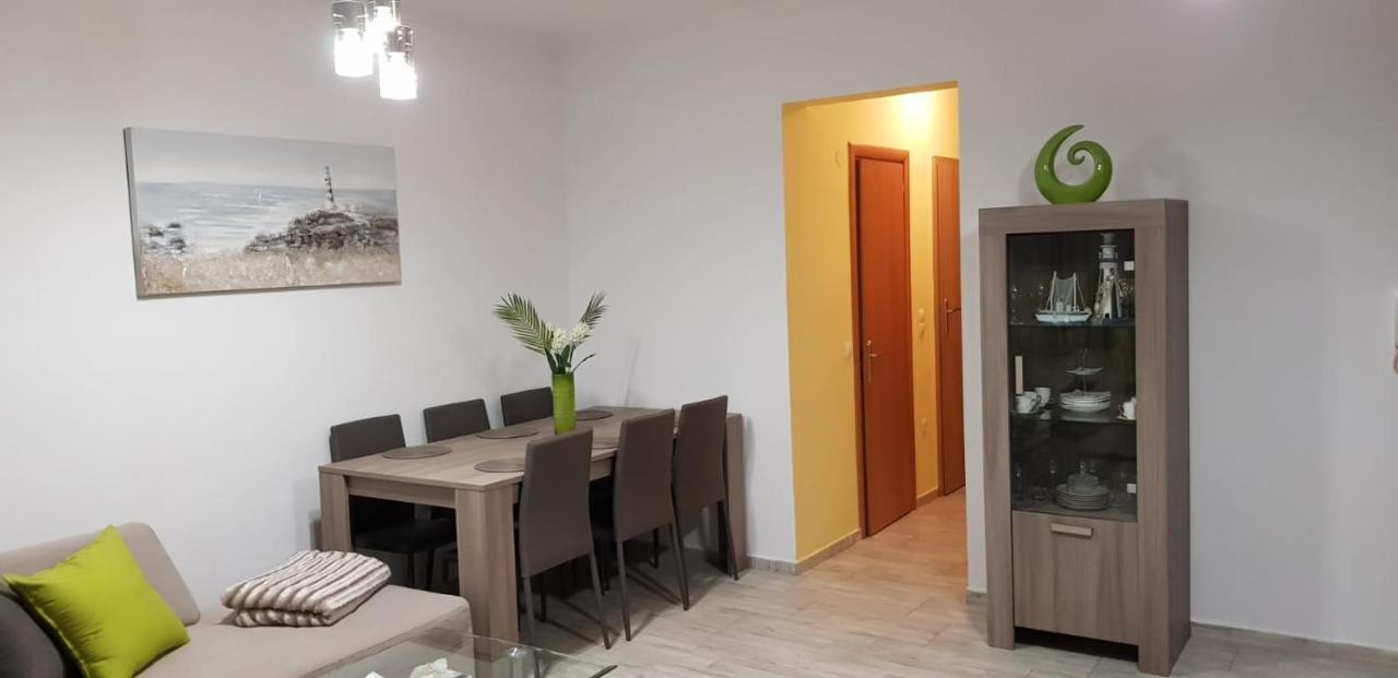 Apartment Perea Lala Peraía Eksteriør billede