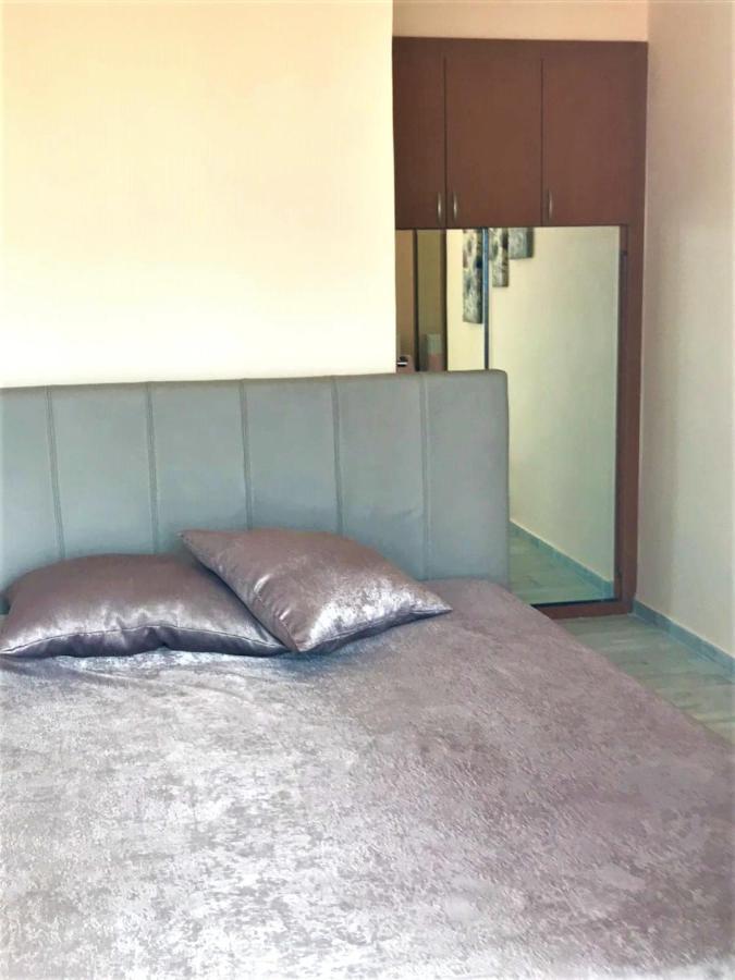 Apartment Perea Lala Peraía Eksteriør billede